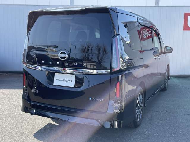 セレナ1.4 e-POWER ハイウェイスターV