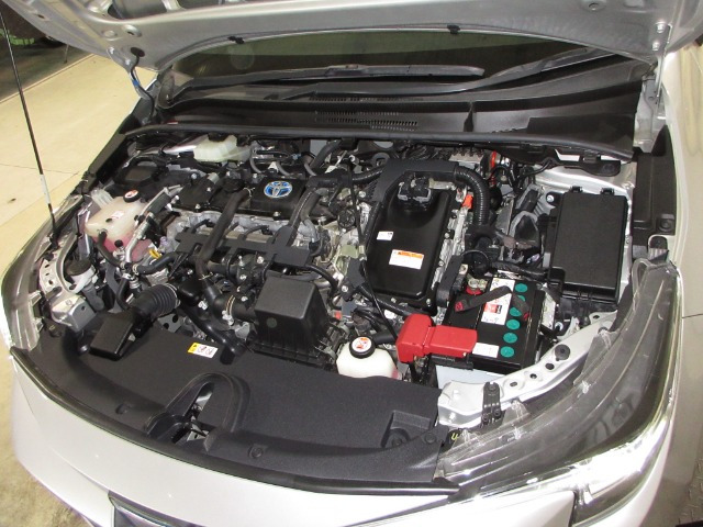 カローラツーリング1.8 ハイブリッド S