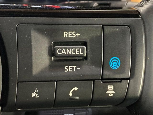 �y�v���p�C���b�g�z�������H�ł̒��������s���y��!!�a�؎��Ə��񑖍s�̃V�[���ŁA�A�N�Z���E�u���[�L�E�X�e�A�����O�������Ő��䂵�A�������^�]�̕��S���y�����Ă���܂���