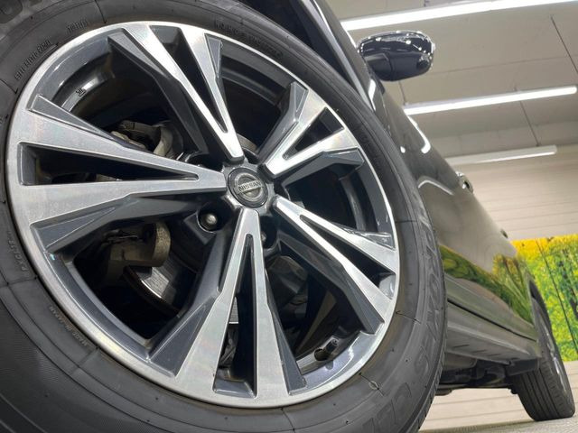�y�����A���~�z�C�[���z�O�ςɃ}�b�`���������A���~�z�C�[���𑕒����Ă���܂��B�e��ЊO�A���~�z�C�[����A�X�^�b�h���X�^�C�����戵�����Ă���܂��B���񂲑��k����������