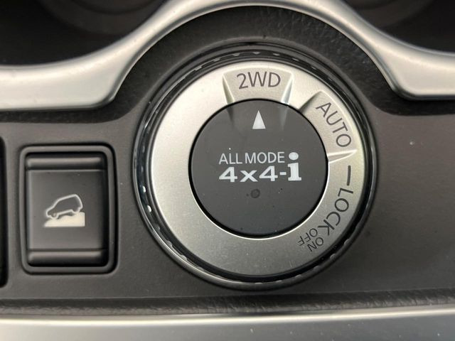 4WDのお車ですので、雪道でも安心です♪降雪地地域にお住まいの方以外にも、ウィンタースポーツが趣味の方や降雪地域へ帰省される機会がある方にもおすすめ!