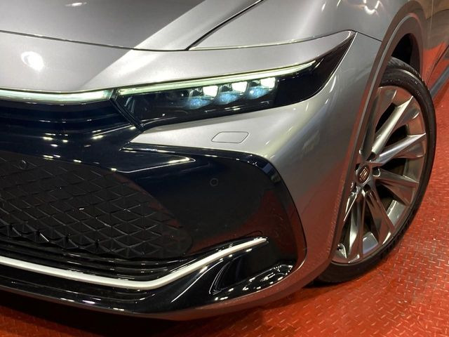 �yLED�w�b�h���C�g�z���V����ԑ��s�����ǍD�Ȏ��E���m�ۂ����S���ĉ^�]�ł��鍂�P�xLED�w�b�h���C�g�𑕔�!�_�����x�������A����d�͂��}�����Ă��܂��B