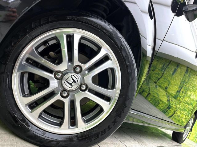 【純正14インチアルミホイール】外観にマッチした純正アルミホイールを装着しております。各種社外アルミホイールや、スタッドレスタイヤも取扱いしております。是非ご相談ください♪