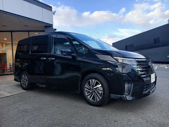 セレナ1.4 e-POWER ルキシオン