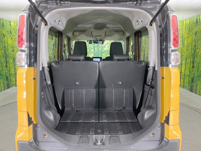 普段のお買い物や通勤、送迎等に十分な荷室スペースを確保しております。セカンドシートを倒すと、大きな荷物の積載も可能です♪