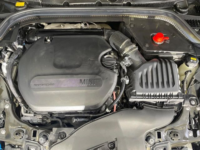 �����X�ł́A�e���[�J�[�̐�p�f�f�e�X�^�[�𓱓��B���Ǝ��i�����e�N�j�J���X�^�b�t���풓���Ă���܂��̂ŁA������̍ۂɂ����S���Ă����p���������܂��B