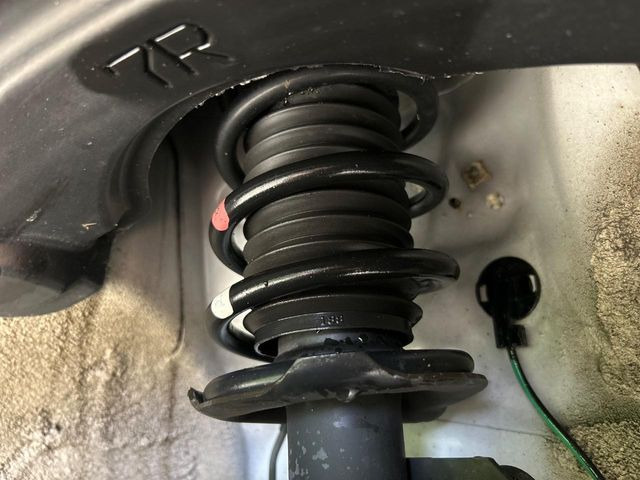 ���Ԃ����S���Ă���肢�������ׂɂ́A�����̒���_�����������܂���B�T�[�r�X�T�|�[�g(�L���ۏ�)�ł͖����_�������񋟂��Ă���A���S�̃J�[���C�t�����߂�������������T�|�[�g�̐��������Ă��܂��B