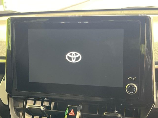 �y8�C���` �f�B�X�v���C�I�[�f�B�I�z���ʂ̃f�B�X�v���C��AppleCarPlay��AndroidAuto�����p�\�B�傫�ȉ�ʂŃX�}�z�i�r�A�v���������p���������܂���