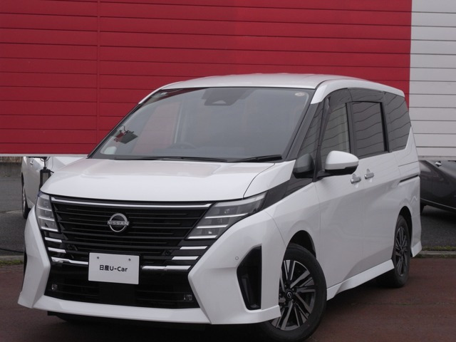 セレナ1.4 e-POWER ハイウェイスターV