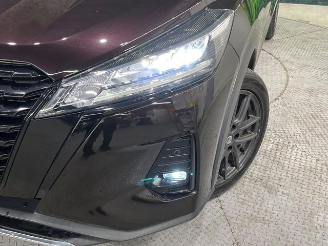 �yLED�w�b�h���C�g�z���V����ԑ��s�����ǍD�Ȏ��E���m�ۂ����S���ĉ^�]�ł��鍂�P�xLED�w�b�h���C�g�𑕔�!�_�����x�������A����d�͂��}�����Ă��܂��B