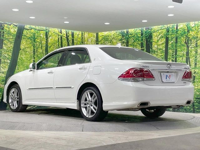 ☆全国のネクステージからお取り寄せが可能※!遠方の店舗に展示してあるクルマが気になる場合も、最寄りの店舗でご覧いただくことが可能です!是非私たちに要望をお聞かせください!※別途費用