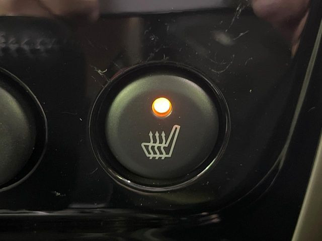 �y�V�[�g�q�[�^�[�z�������ɏd�󂷂�V�[�g�q�[�^�[!�G�A�R����葁�����܂��Ă����̂Ŋ�����̐l�����S�ł��ˁ�G�A�R���̉����͊������邩����A�Ƃ������ɂ����������߂ł��B