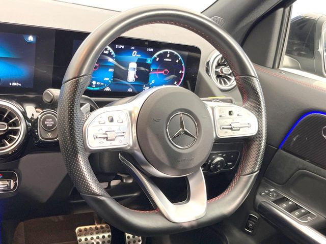 ���n���h�����̃X�������Ȃ��A���ꂢ�ȏ�Ԃ��ێ����Ă���܂��B�e�X�C�b�`���̓�����m�F�ς݂ł��B