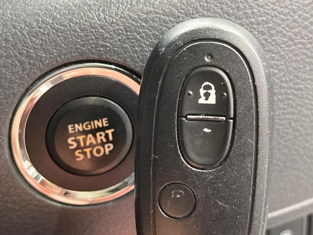 �y�L�[���X�X�^�[�g�V�X�e���z�J�o����|�P�b�g�ɓ��ꂽ�܂܂ł��h�A�̎{���E�������\�ȃX�}�[�g�L�[�𑕔��B�G���W���̃I���E�I�t�����J�M�����o���K�v����������Ƃ��Ă��֗��ł���