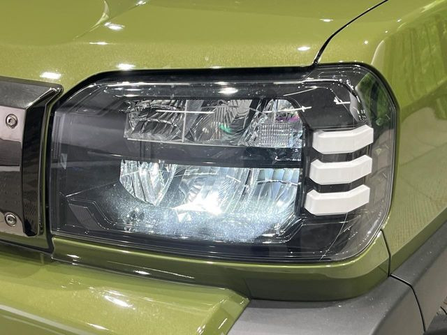 �yLED�w�b�h���C�g�z���V����ԑ��s�����ǍD�Ȏ��E���m�ۂ����S���ĉ^�]�ł��鍂�P�xLED�w�b�h���C�g�𑕔�!�_�����x�������A����d�͂��}�����Ă��܂��B