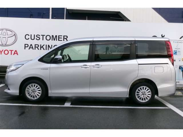 ノア1.8 ハイブリッド G