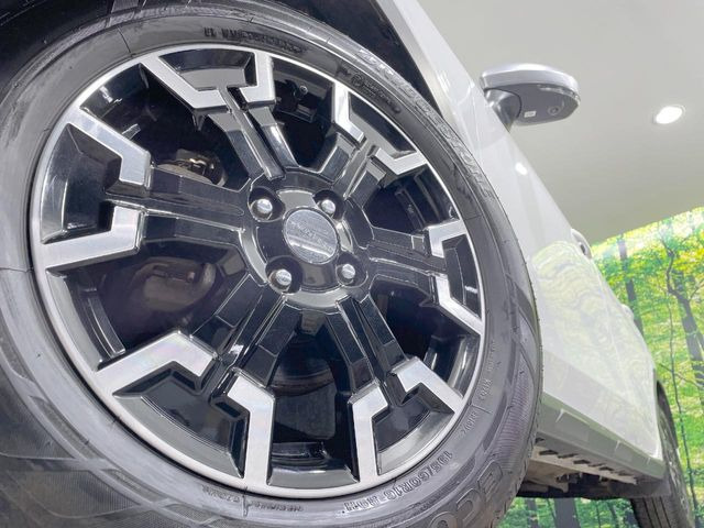 �y����16�C���`�A���~�z�C�[���z�O�ςɃ}�b�`���������A���~�z�C�[���𑕒����Ă���܂��B�e��ЊO�A���~�z�C�[����A�X�^�b�h���X�^�C�����戵�����Ă���܂��B���񂲑��k����������