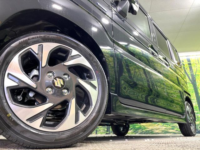 �y����15�C���`�A���~�z�C�[���z�O�ςɃ}�b�`���������A���~�z�C�[���𑕒����Ă���܂��B�e��ЊO�A���~�z�C�[����A�X�^�b�h���X�^�C�����戵�����Ă���܂��B���񂲑��k����������