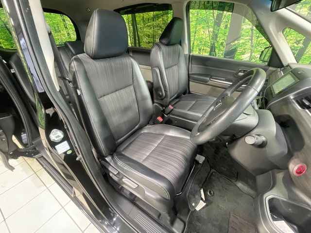 �y�n�[�t���U�[�V�[�g�z�������ƍ���S�n�𗼗������l�C�̃V�[�g���w�ʁE���ʂ̃t�@�u���b�N�f�ނ́A�ʋC���̗ǂ��⊊��ɂ����ɗD��Ă��܂��B�C���╞���ɍ��E���ꂸ���K�ɂ���肢�������܂��B