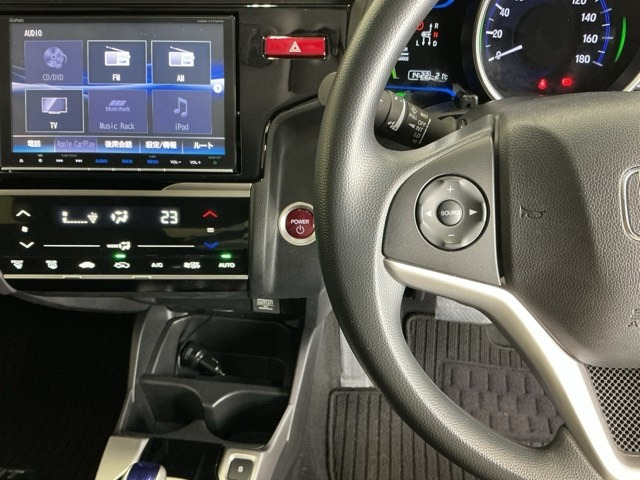 フィット1.5 ハイブリッド Fパッケージ コンフォートエディション