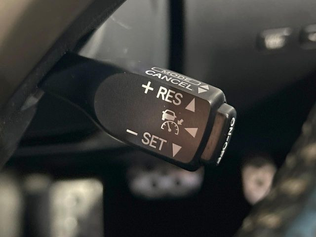 �y���[�_�[�N���[�Y�R���g���[���z�������H�ł̒��������s���y��!!�����ő��x��ۂN���[�Y�R���g���[�����A�Փˌy���V�X�e���ƘA�g���A�O���̎ԗ������m���ĎԊԂ�ۂ悤�ɑ��x���߂��Ă���܂�!!