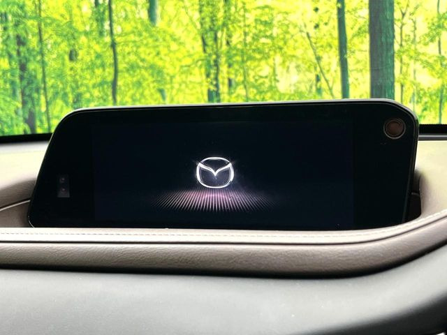 �y8.8�C���`�}�c�_�R�l�N�g�z�ԓ��̕��͋C�Ƀ}�b�`������^�̃f�B�X�v���C�B�X�}�z�ڑ��ł̃i�r�g�p��Bluetooth�Đ����A�l�X�ȋ@�\���y���߂܂��B�����I�ȃ_�C�������삪�\�ŁA�g��������ǍD�ł��B