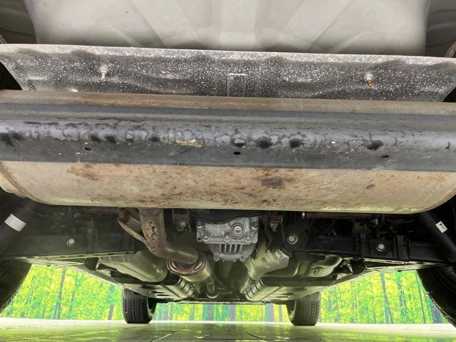 下回りがきれいなうちに、防錆加工の施工がオススメ。降雪地域はもちろん、沿岸部にお住いの方や、趣味でマリン・ウィンタースポーツをされる方にご好評いただいております。