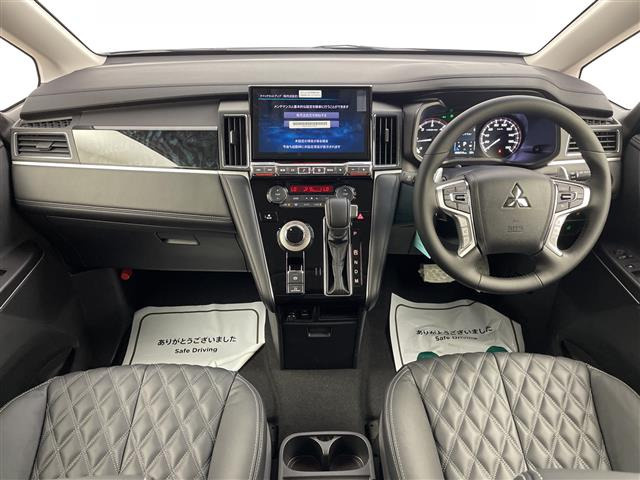 デリカD:52.2 ブラック エディション 4WD