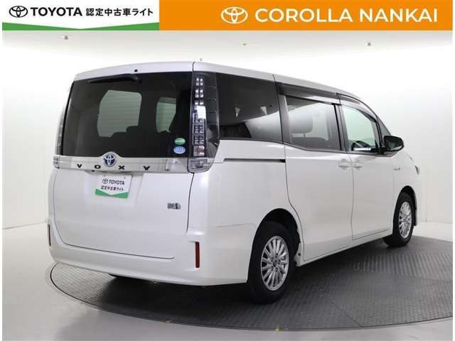 ヴォクシー1.8 ハイブリッド V