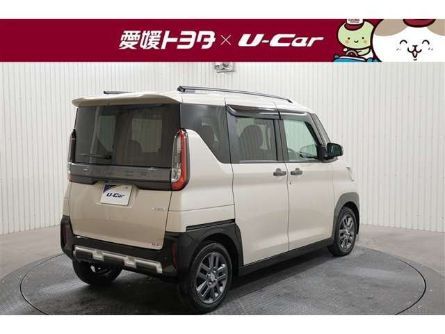 デリカミニT プレミアム 4WD