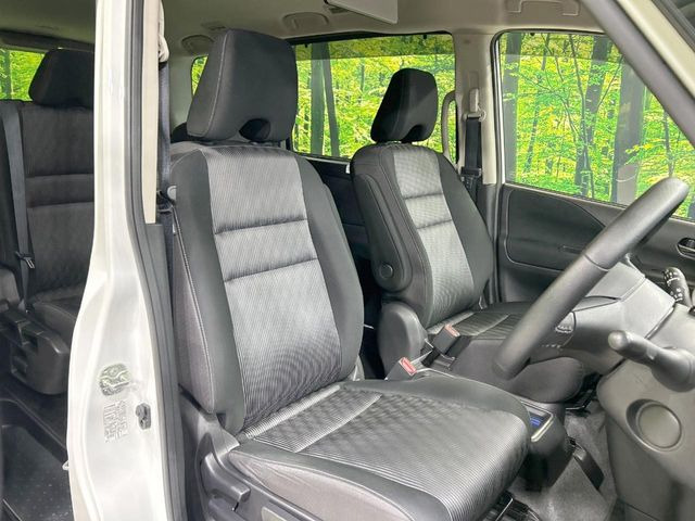 ドライバーによって運転しやすいポジションは異なり、あの車はどうなのか不安なこともありますよね。気になるお車は店頭で乗り込んでご確認いただけます♪