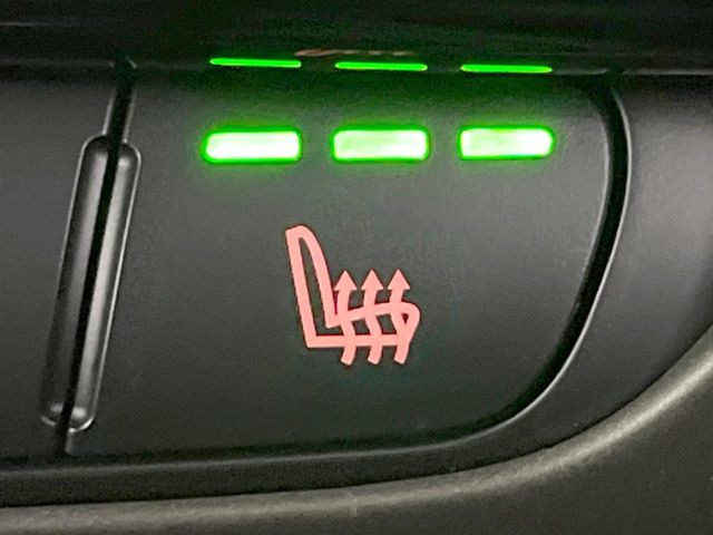 ���t�����g�V�[�g�q�[�e�B���O:�^�]�ȁE����ȋ��ɎO�i�K�Œ��߂��\�ȃV�[�g�q�[�^�[�𑕔����Ă���܂��B�G�߂��킸���K�ɂ��g�p���������܂��B