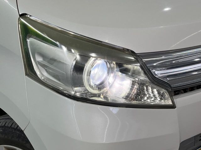 �yHID�w�b�h���C�g�z���ɖ��邭�O�����Ƃ炵�Ă����̂ŁA���V����Ԃ̑��s�������E�ǍD�ň��S���Ă���肢�������܂��B�y�����A���~�z�C�[���z�O�ςɃ}�b�`�����A���~�z�C�[���𑕒����Ă���܂��B�e��A