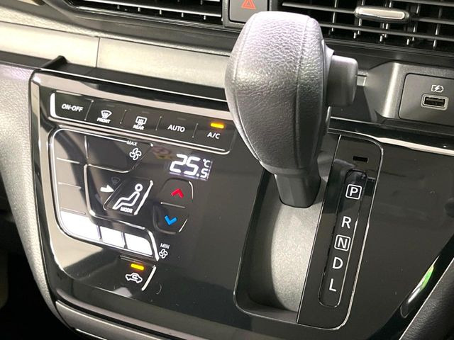 �y�I�[�g�G�A�R���z��x���D�݂̉��x�ɐݒ肷��΁A�ԓ��̉��x�����m�����ʂ≷�x�������Œ����B����&hellip;����&hellip;�Ɖ��x���X�C�b�`���������K�v�͂���܂���B���K�Ȏԓ���Ԃɂ͕K�{�̋@�\�ł��ˁ�