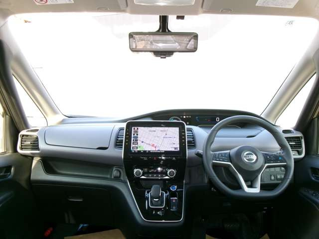 セレナ1.2 e-POWER ハイウェイスターV