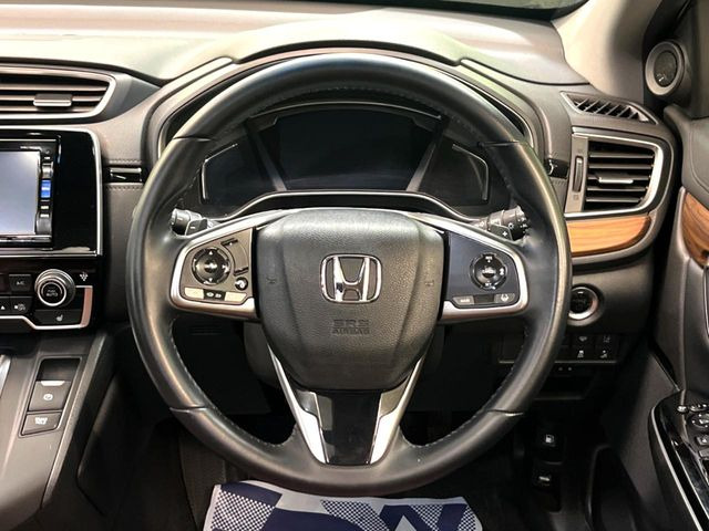 �y�����v�����X�e�A�����O�z�㎿�Ȋv���g�p���邱�ƂŁA��ɂ����������݂ƂĂ��^�]���₷���n���h���ł���