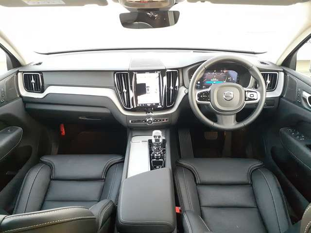 XC60ウルトラ B5 AWD 4WD