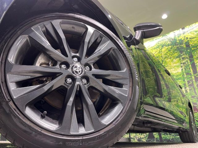 �y����17�C���`�A���~�z�C�[���z�O�ςɃ}�b�`���������A���~�z�C�[���𑕒����Ă���܂��B�e��ЊO�A���~�z�C�[����A�X�^�b�h���X�^�C�����戵�����Ă���܂��B���񂲑��k����������