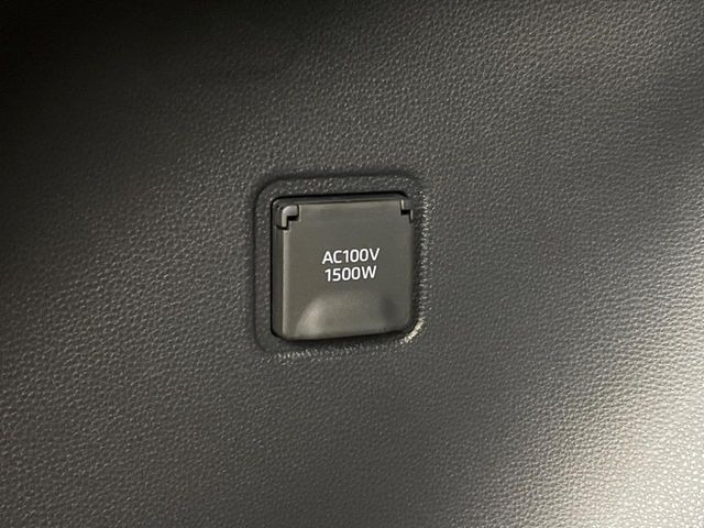 �y�A�N�Z�T���[�R���Z���g�z�L�����v��X�|�[�c�A�A�E�g�h�A�ł̃A�N�e�B�r�e�B�͂������A�ЊQ�E��d�̍ۂɏ����ɂ��Ȃ�AC100V�R���Z���g�𑕔���P�[�^�C��^�u���b�g�A�Q�[���@��̏[�d�ɂ���