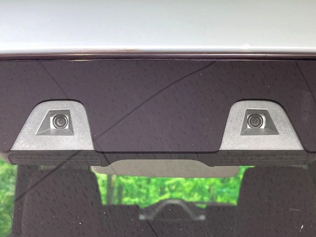 �y�X�}�[�g�u���[�L�T�|�[�g�z���s���ɑO���̎ԗ�����F�����A�Փ˂������Ȏ��͌x��ƃu���[�L�ŏՓˉ���Ɣ�Q�y�����A�V�X�g�B�����S�Ƀh���C�u�����y���݂��������܂��B