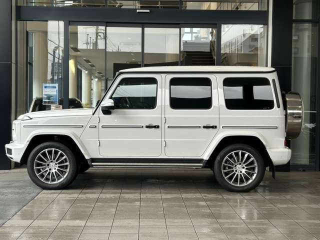 GクラスG400d AMG ライン 4WD