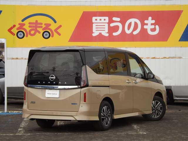 セレナ2.0 ハイウェイスターV 4WD