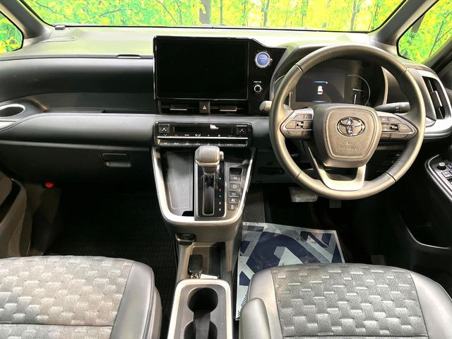 ヴォクシー1.8 ハイブリッド S-Z