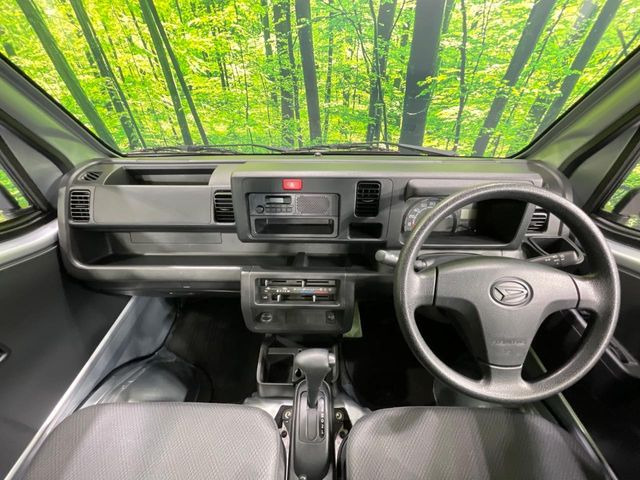 �O���[�v���݌ɐ���30,000��!!�S���̌n��X���烁�[�J�[�E�Ԏ��킸���Љ�o����̂ŁA���Ȃ��Ƀs�b�^���̂��Ԃ�������͂��ł���܂��͂��₢���킹��������