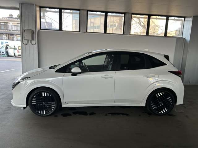 ノートオーラ1.2 G FOUR 4WD