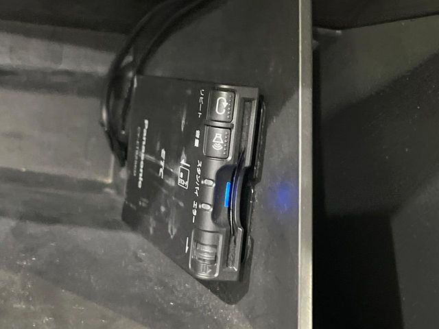 【ETC】高速道路の料金所をストレスなく通過!話題のスポットやサービスエリアに多い「スマートIC」利用時は必須のアイテムです。当店でセットアップを実施、ご納車当日からすぐにご利用いただけます!