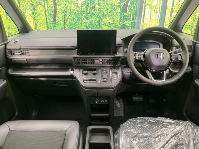 ステップワゴン2.0 e:HEV スパーダ