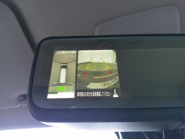 �S���̓J�������������Ă��܂��B�C�ɂȂ���⑤�ʂ����ʂ����o���Ԍɓ���ɂ��劈��!�^�]������ȏꏊ�ł���������T�|�[�g!�S���������̃��j�^�[�ł��B�y�o�b�N�J�����z�t�̎Ԃ���1����ƃN�Z�ɂȂ�܂��B