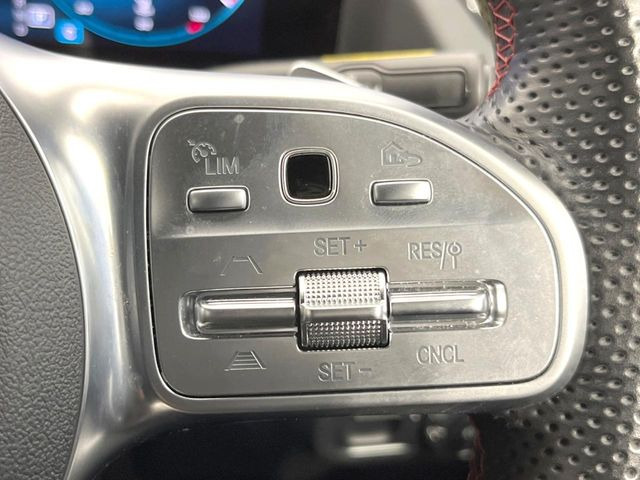 ���f�B�X�g���j�b�N�v���X:�s�s�A�x�O�A�������H�Ȃǂ̑��s���ɁA�X�e���I�}���`�p�[�p�X�J�����ƃ��[�_�[�Z���T�[�ɂ��A�O���Ԃ�F�����đ��x�ɉ������Ԋԋ������ێ����鎟����̃N���R��!