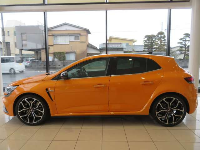 メガーヌスポール